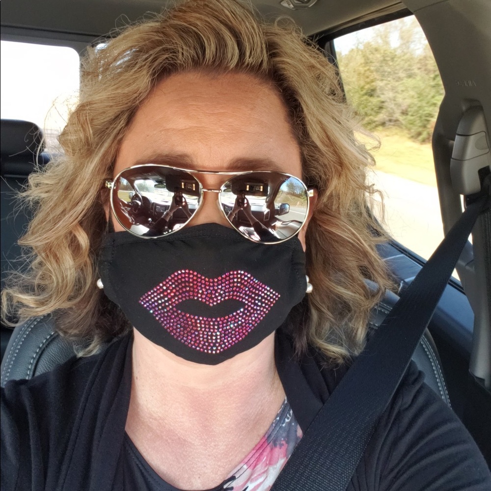 Meet your Posher, Tonya